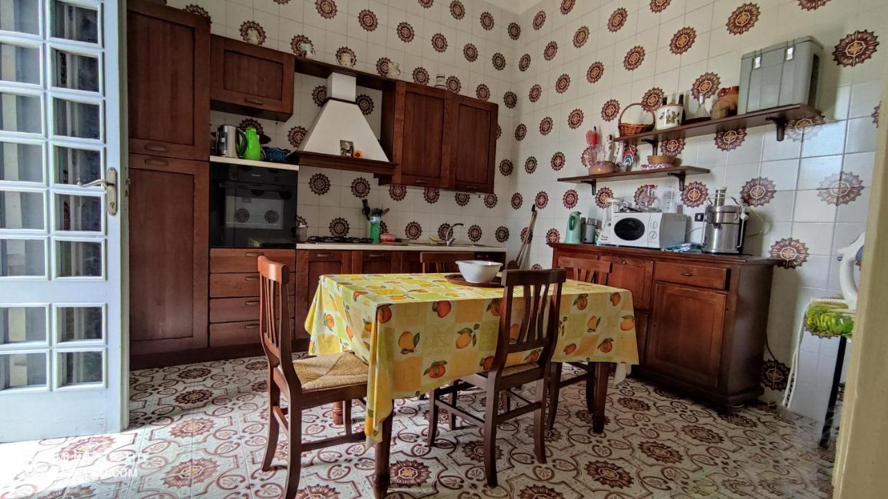 Casa Resci - Dimora Del 1884 Bed & Breakfast Tricase Eksteriør bilde