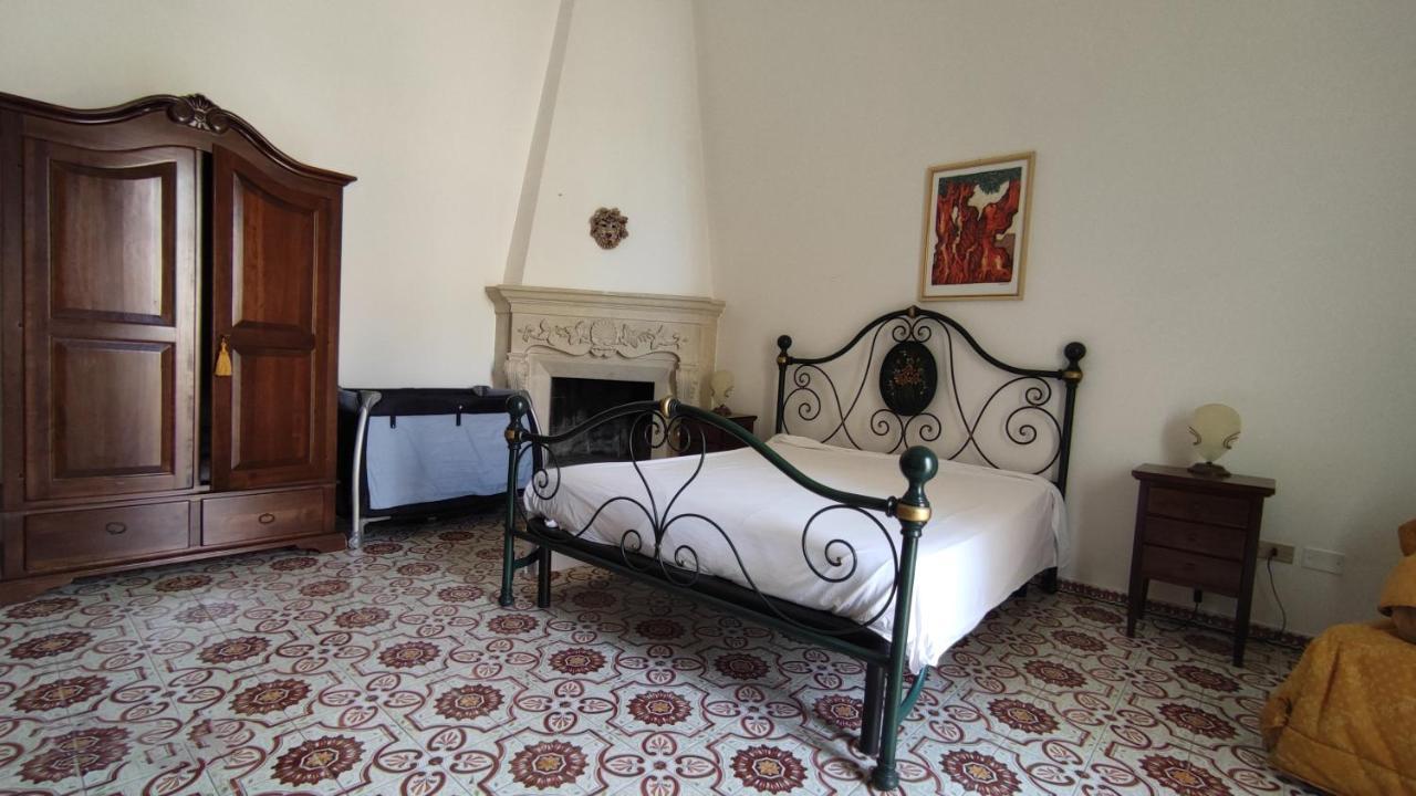 Casa Resci - Dimora Del 1884 Bed & Breakfast Tricase Eksteriør bilde