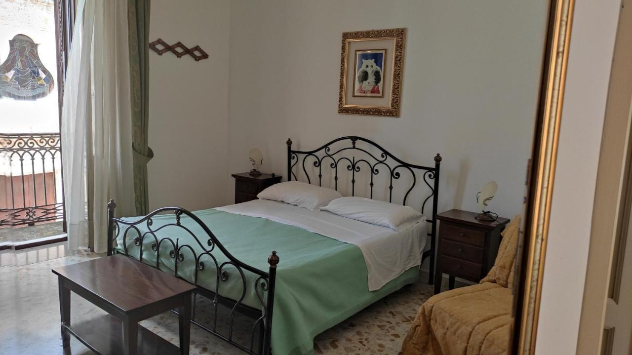Casa Resci - Dimora Del 1884 Bed & Breakfast Tricase Eksteriør bilde